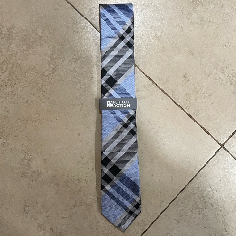 Kenneth Cole Tie